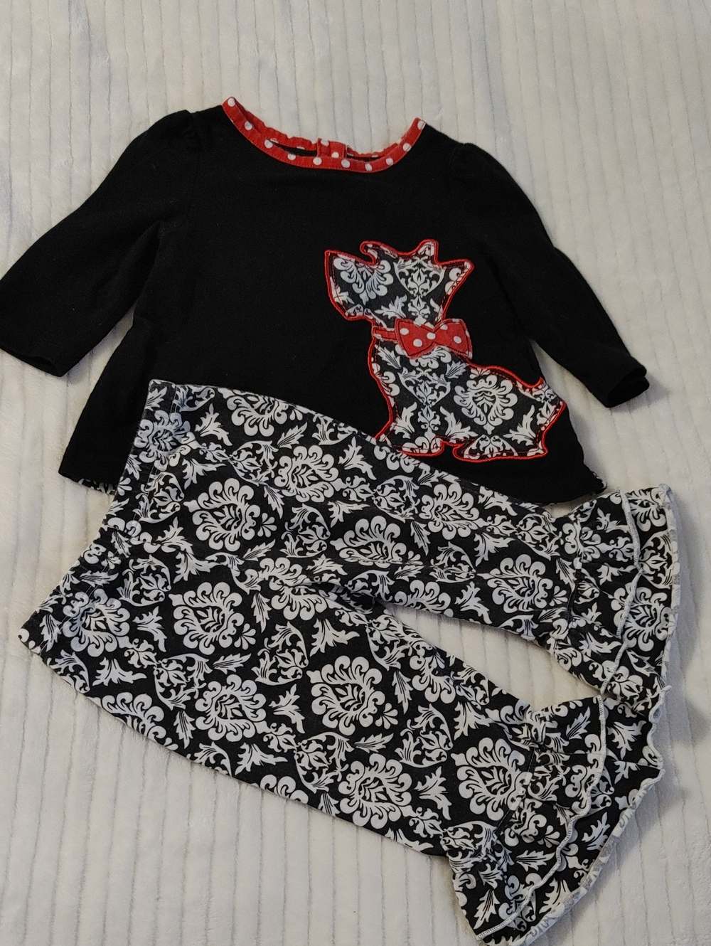 Nursery Rhyme Black Red White Girls Matching Set